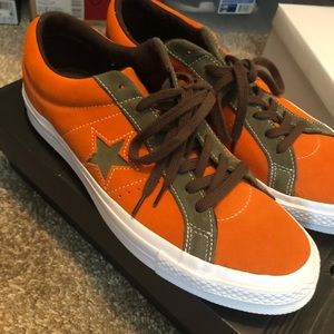Converse one star orange/olive suede women’s 13
